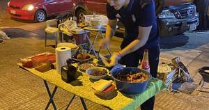 La Nación / Emprendedor se hace conocido en Twitter por vender comida mexicana en Lambaré
