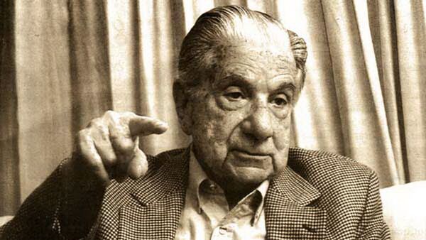 Hoy se recuerda el natalicio 105 del célebre Augusto Roa Bastos
