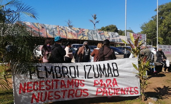 Diario HOY | Una vez más, pacientes con cáncer se manifiestan para exigir medicamentos
