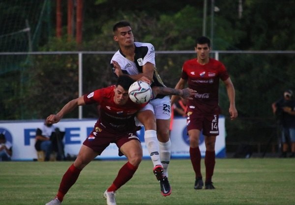 Nacional busca recuperar la sonrisa en el torneo ante un peligroso Tacuary