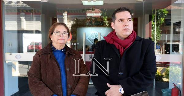 La Nación / Excocinera que aparecía como limpiadora de IPS denunció a la empresa Potï y la familia Palumbo