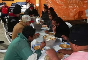 Casi 50 personas asistidas en albergue de SEN durante fría noche de domingo