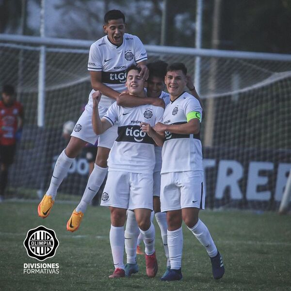 Goleada de Olimpia para permanecer en la punta de la Sub 19 - Olimpia - ABC Color