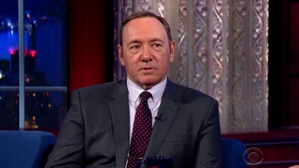 Imputan a Kevin Spacey por cuatro cargos de abuso sexual contra tres hombres en el Reino Unido