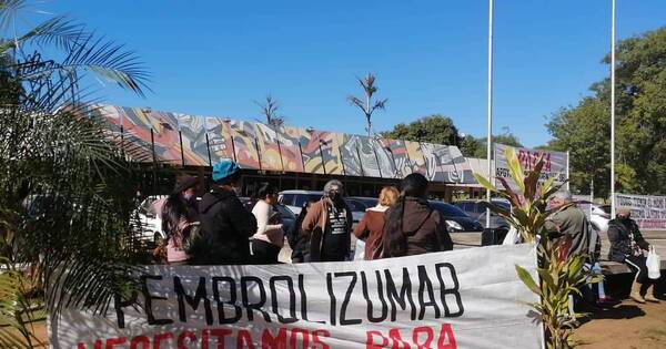 La Nación / Pacientes del Incan exigen insumos claves para sus tratamientos: “El cáncer no espera”