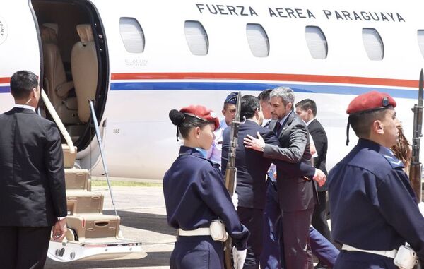 Diario HOY | Mario Abdo viajará a Bolivia por invitación de su colega Luis Arce