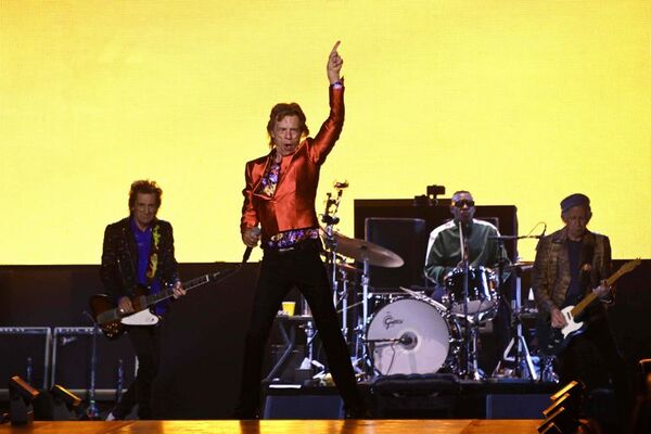 Los Stones cancelan un concierto tras dar Mick Jagger positivo por covid - Música - ABC Color