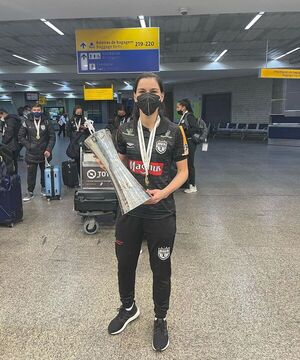 Futbolista paraguaya se consagra en Copa Libertadores en Brasil: “Aquí se puede vivir del futsal”