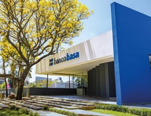 Basa niega cancelación en el exterior y anuncia acciones judiciales contra 5Días