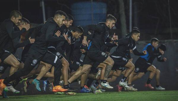 Crónica / En medio de sanciones y demandas, Olimpia deja ir a un pelotero