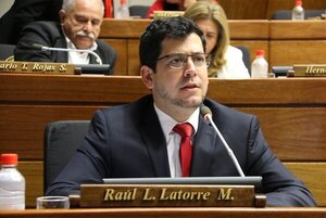 Raúl Latorre inscribió su precandidatura y encabeza la lista para diputado por HC - ADN Digital