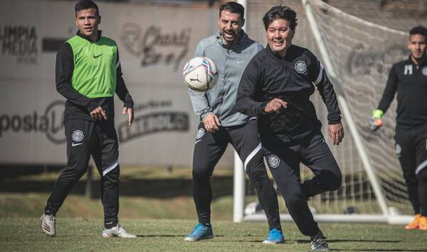 Crónica / Olimpia concentra a 20 peloteros y prepara debut de otro juvenil