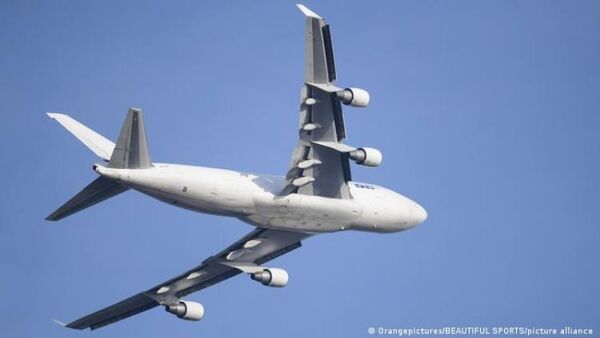 Impiden a tripulantes iraníes de avión venezolano salir de Argentina