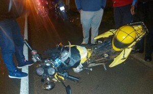 Mototaxista muere tras chocar contra la parte trasera de un furgón