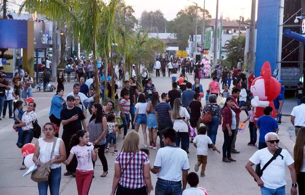 Tras dos años de suspensión, hay renovado entusiasmo para la Expo  de Roque Alonso - Nacionales - ABC Color