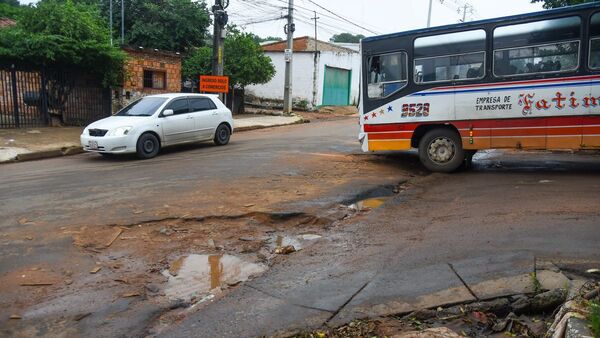 Excusa: Intendente asegura que no se bachea Avelino por culpa de nacientes
