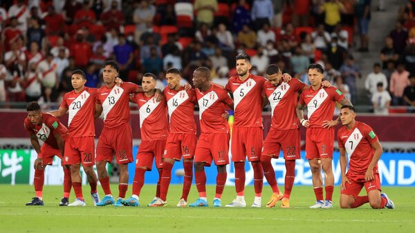 Diario HOY | Perú aplaude a su selección en medio de los lamentos de los futbolistas