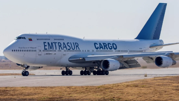 Juez impide salir de Argentina a iraníes de avión venezolano