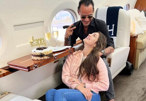 Nadia Ferreira de gira por Europa acompañando a Marc Anthony