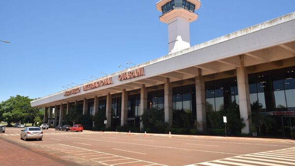Dinac realiza cambios en el aeropuerto Guaraní en medio de polémica por avión venezolano