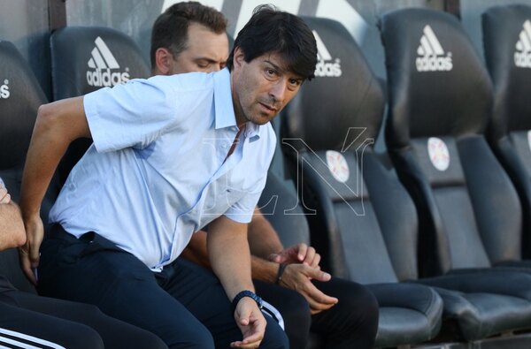Versus / Daniel Garnero habló de su conflicto económico con Olimpia - PARAGUAYPE.COM