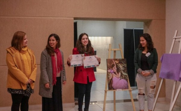 "CDE con lentes lilas": premian fotografías de denuncias sociales