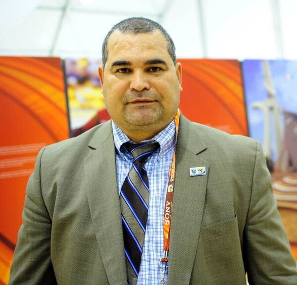 Crónica / El mensaje de Chilavert al peruano Luís Advíncula