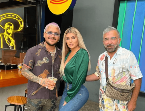 Christian Nodal, junto a la «Kim Kardashian mexicana» y familia de Vicente Fernández - SNT