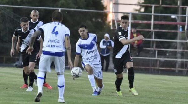 Olimpia aprovecha ventaja numérica y golea a Ameliano | 1000 Noticias