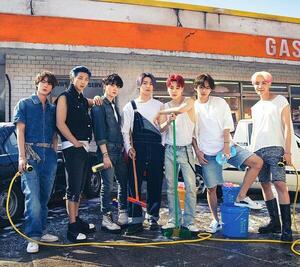 BTS se toma una "pausa" por tiempo indefinido