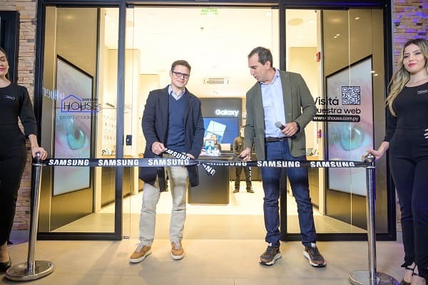 Firma tecnológica abre local en centro comercial de Luque
