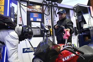 Nuevos precios de combustibles de Petropar regirían desde el viernes - Economía - ABC Color