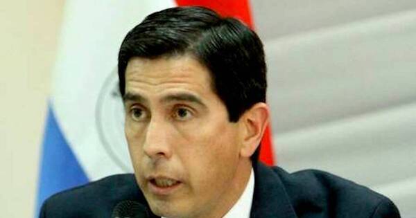 La Nación / Lo llamativo eran los tripulantes, no la carga