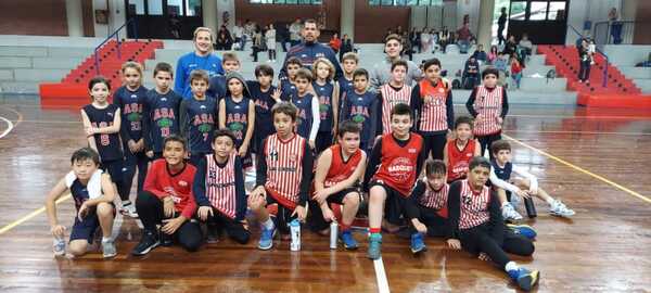 Los Rayaditos del Minibasquet van a un torneo internacional » San Lorenzo PY