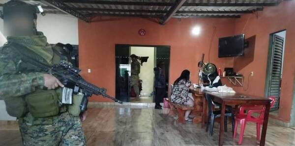 Crónica / Buscan a “Aguacate” por muerte de los Acevedo