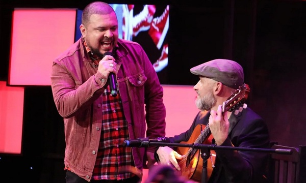 Dani Meza hizo una breve presentación en “Rojo” | Telefuturo