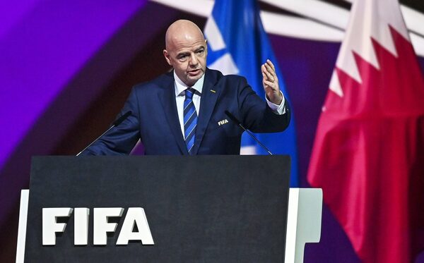 Infantino felicita a 32 equipos mundialistas - El Independiente