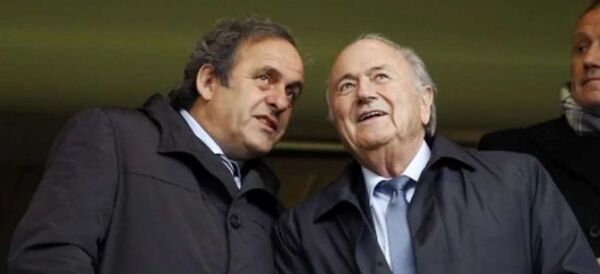 Un año y ocho meses de prisión en suspenso solicitados contra Platini y Blatter