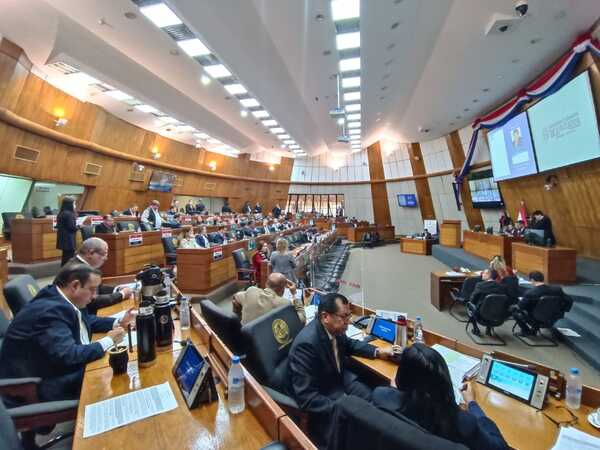 Diario HOY | Suspenden sesión en Diputados e inician una extraordinaria