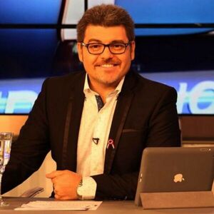 Diario HOY | Luis Bareiro "carajeó" contra noticia que no leyó y desató críticas y burlas en las redes