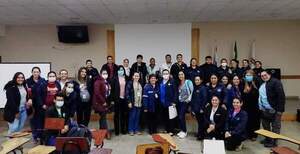 CAPACITACIÓN CONSTANTE A FUNCIONARIOS DE SALUD DE ITAPÚA