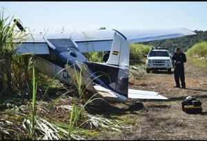 Guairá: Avioneta con matrícula boliviana cae en un cañaveral - ADN Digital