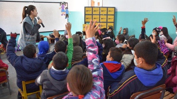 Niños de Nueva Colombia recibieron capacitación sobre seguridad vial