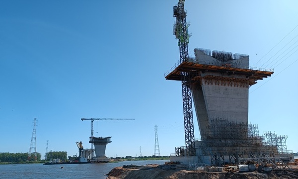 Puente Héroes del Chaco registra un avance del 60%