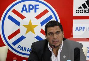 Crónica / El Presidente de la APF le mandó un mensaje a Lorenzo Melgarejo: “No le vamos a esperar a nadie”