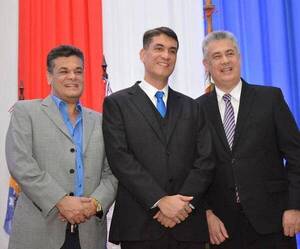 Crónica / Allanamientos de acá para allá en el caso de los Acevedo