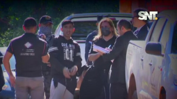 Incidentada reconstrucción de un crimen - SNT