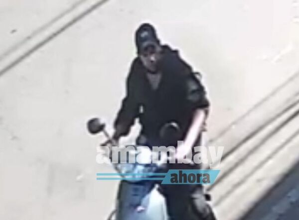 Delincuente roba a mano armada una motocicleta en zona céntrica de PJC