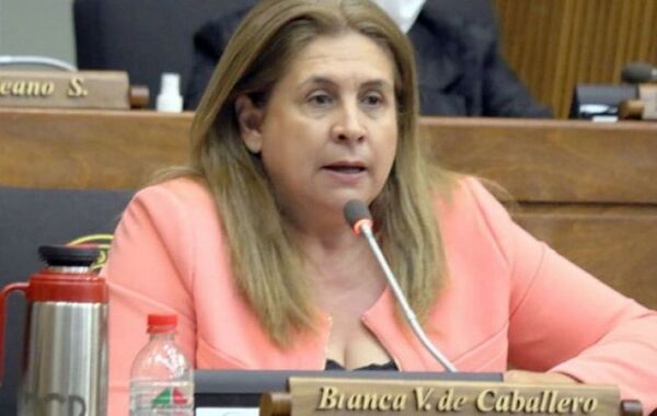 Diputada exige respuestas para pacientes oncológicos