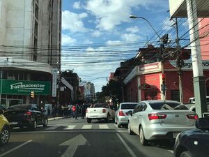 Diario HOY | Cierran calle para inscribir candidatura de Velázquez